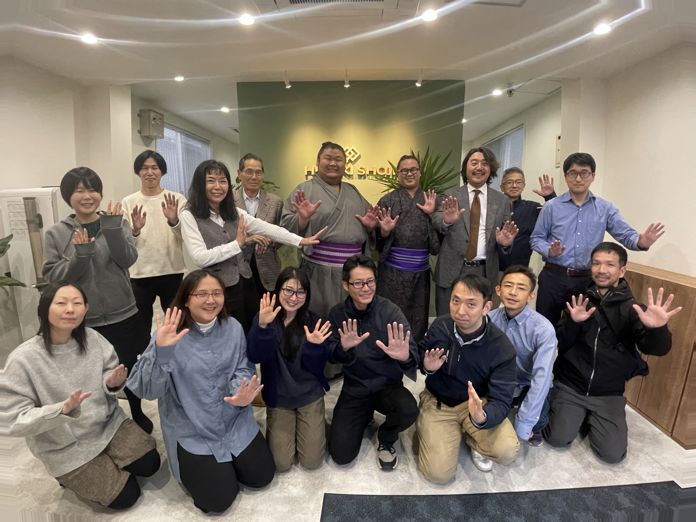 立浪部屋所属の天空海（あくあ）関と一翔さんがドローン講習ご受講