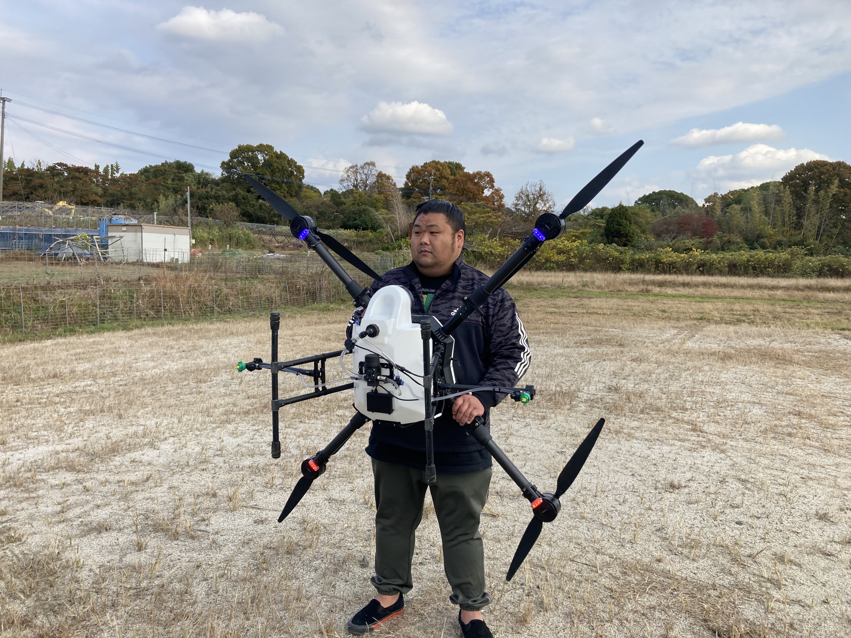 立浪部屋所属の天空海（あくあ）関と一翔さんがドローン講習ご受講